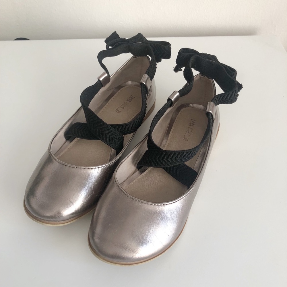 Gold ballet flats